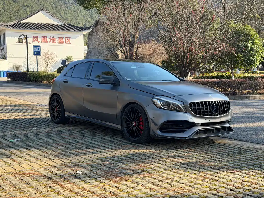 MERCEDES-BENZ A CLASS AMG
