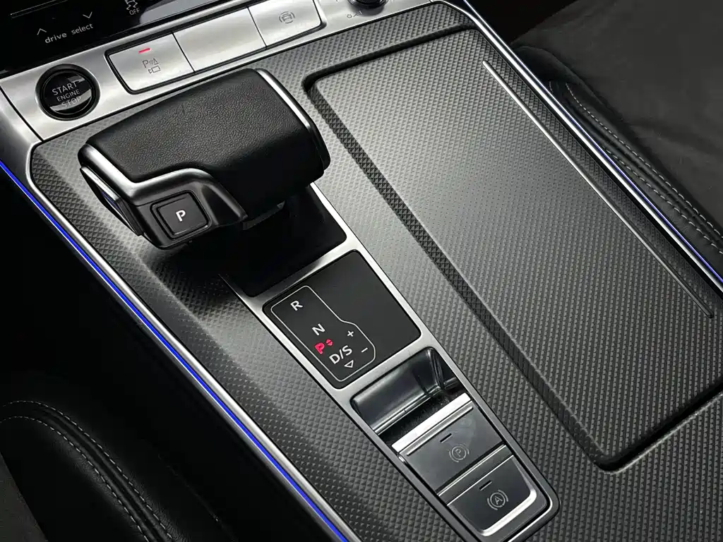 Audi A6L — миниатюра 18