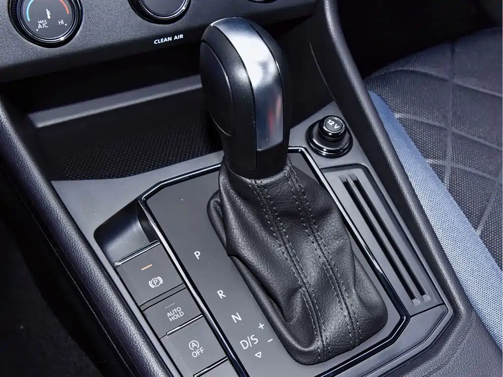 Volkswagen Lavida — миниатюра 15