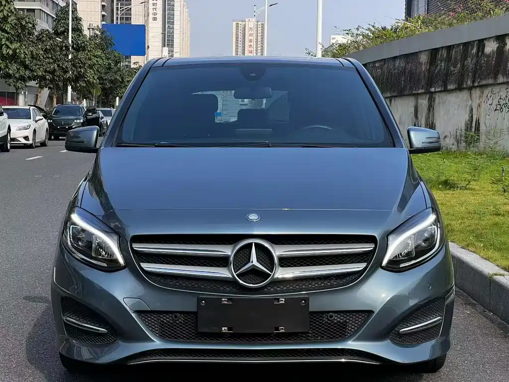 Mercedes-Benz B-Class — миниатюра 2