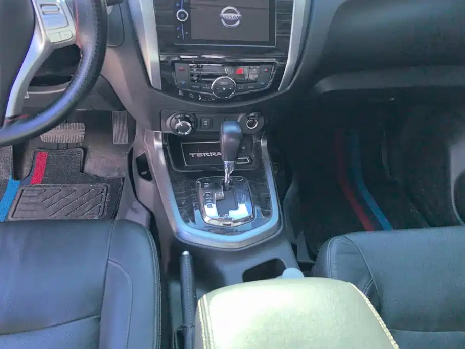 Nissan Terra — миниатюра 16
