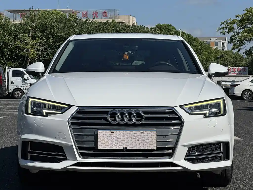 Audi A4L — миниатюра 4