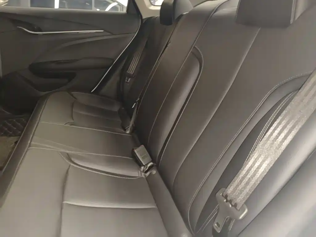 Buick Excelle — миниатюра 17