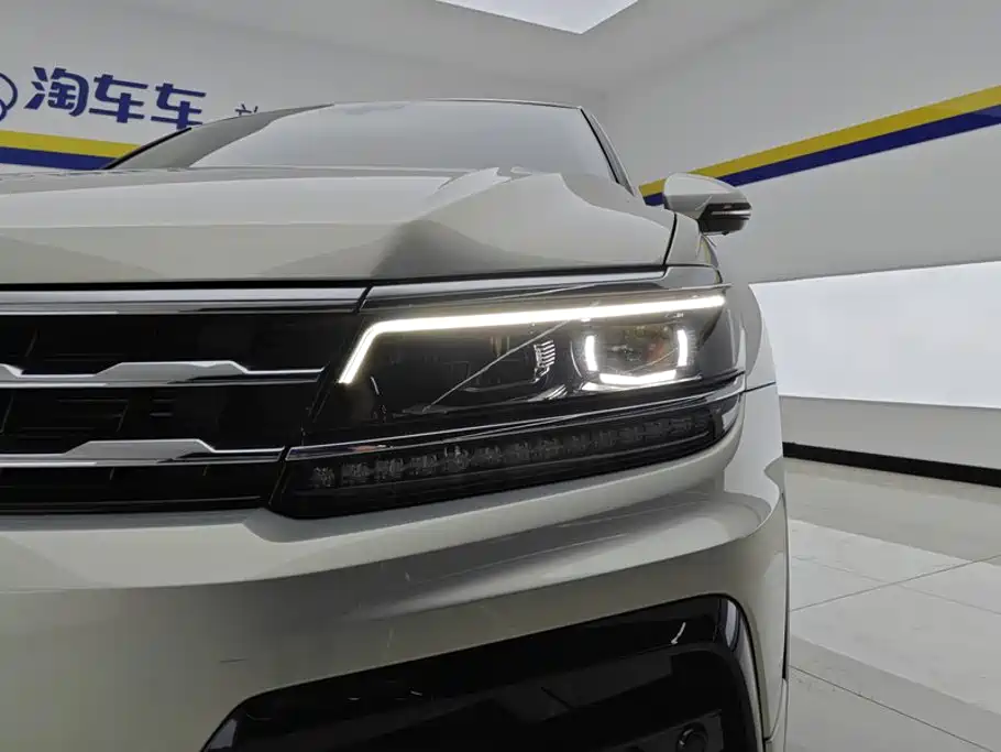 Volkswagen Tiguan L — миниатюра 5