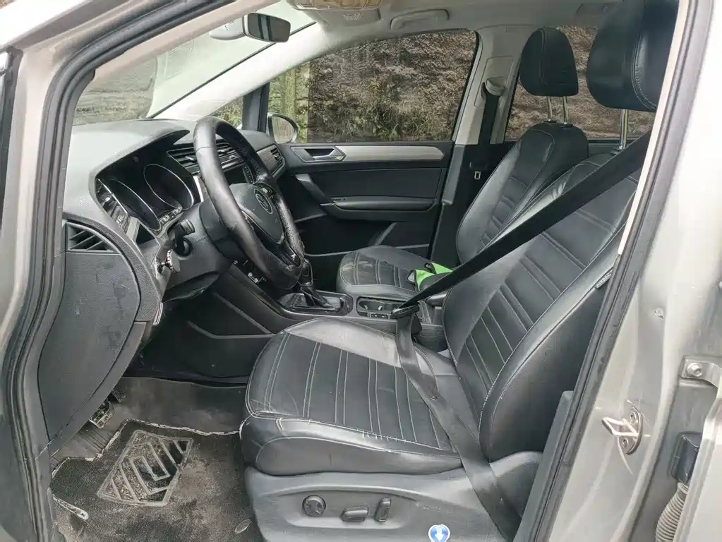 Volkswagen Touran — миниатюра 13