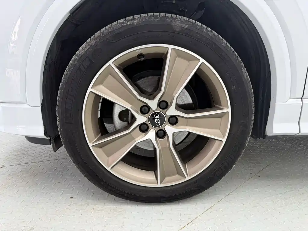 Audi Q2L 35 TFSI Fashion Dynamic Type, фото 9