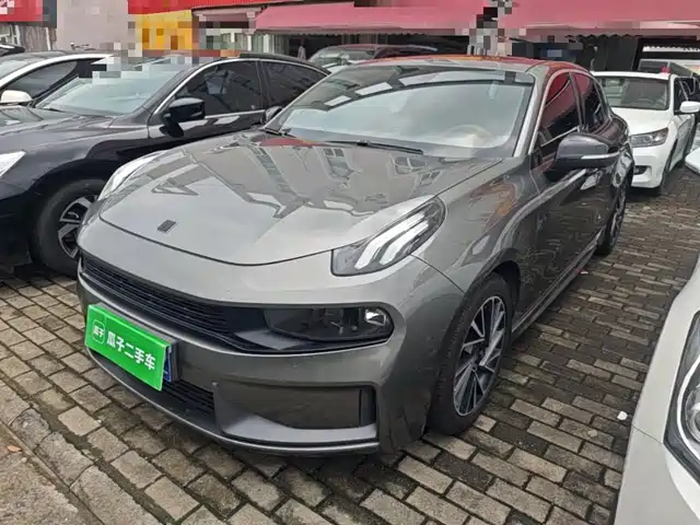 2021 Lynk & Co 03