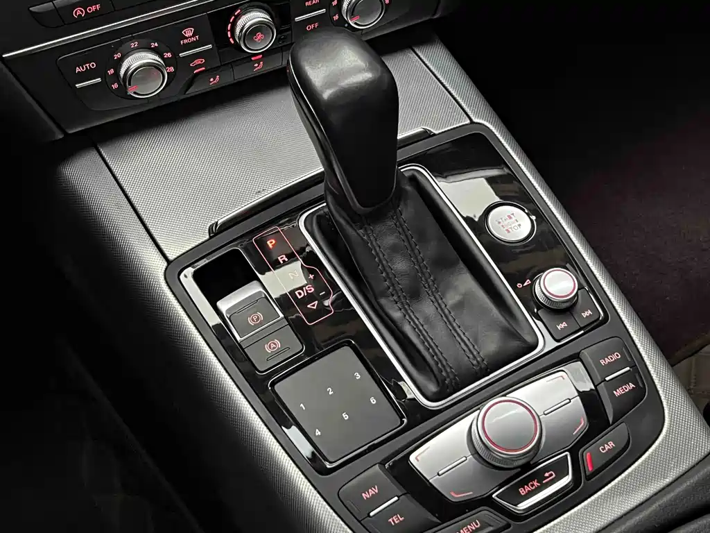 Audi A6L — миниатюра 18