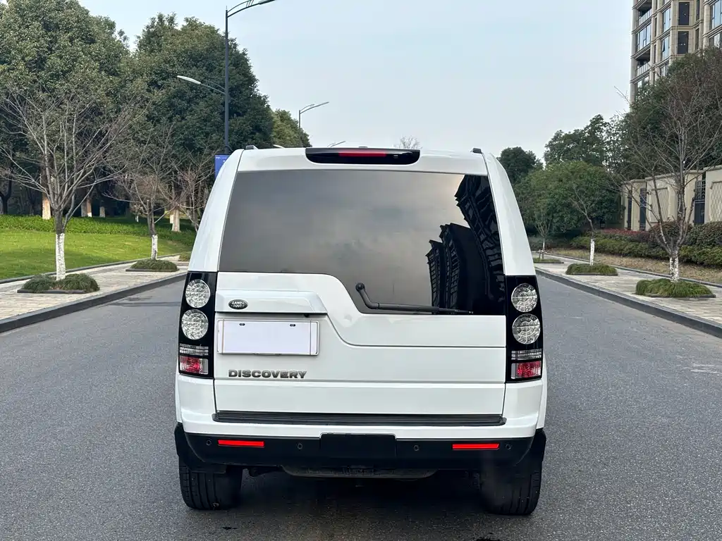 Land Rover Discovery 2015 3.0 SC V6 SE