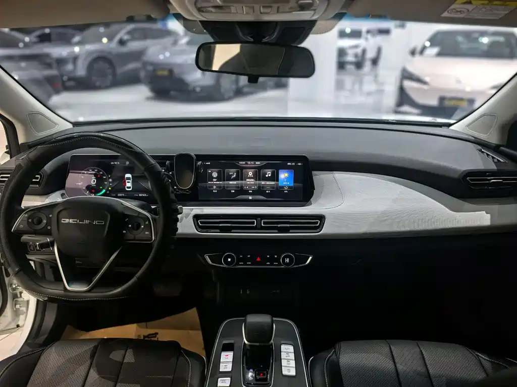 BAIC BEIJING EU5 PLUS