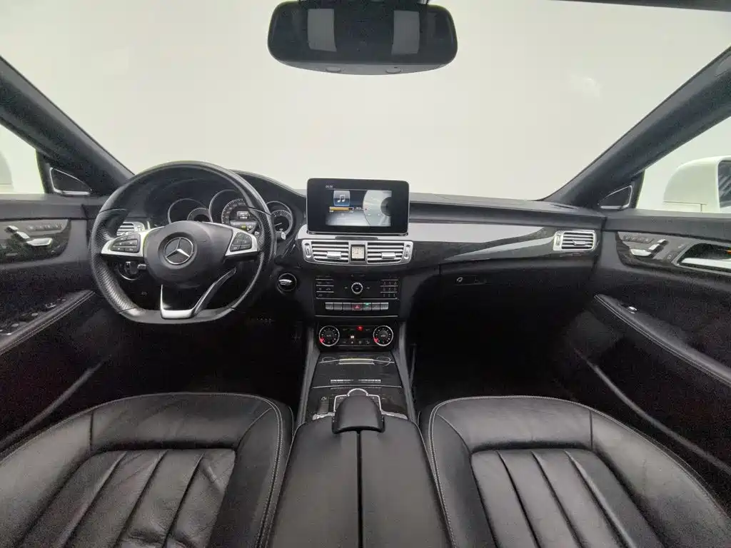 Mercedes-Benz CLS — миниатюра 5
