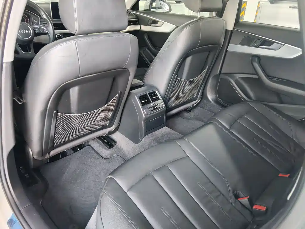 Audi A4L — миниатюра 6