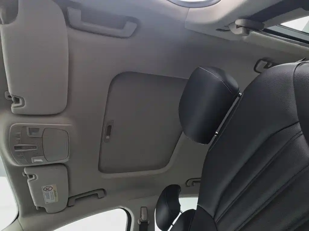 Ford Mondeo — миниатюра 14