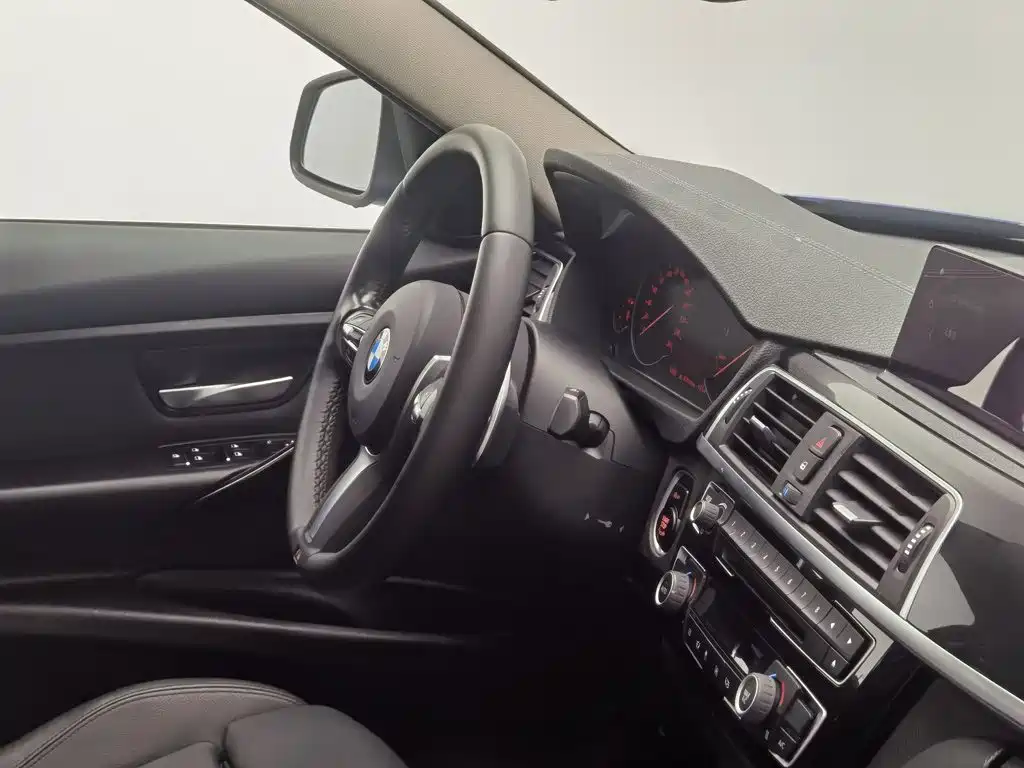 BMW 3 Series — миниатюра 22