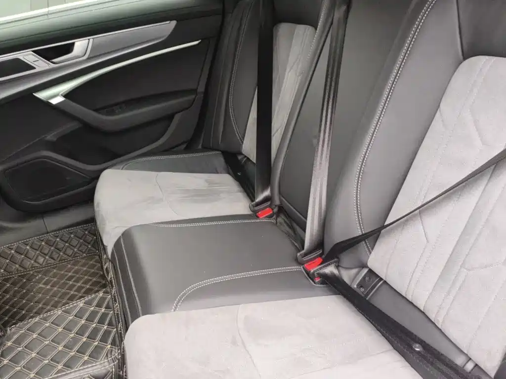 Audi A6L — миниатюра 15