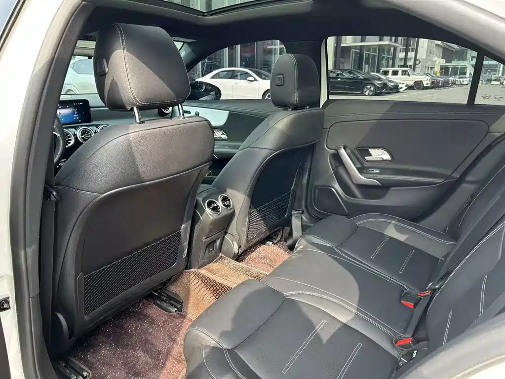 Mercedes-Benz A-Class AMG — миниатюра 12