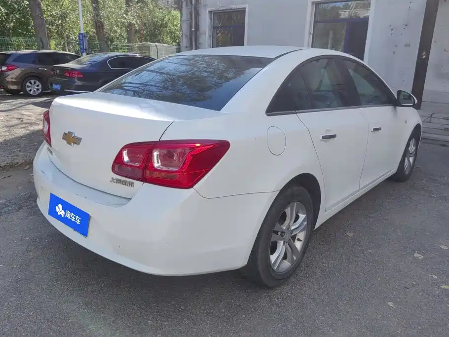 Chevrolet Cruze — миниатюра 3