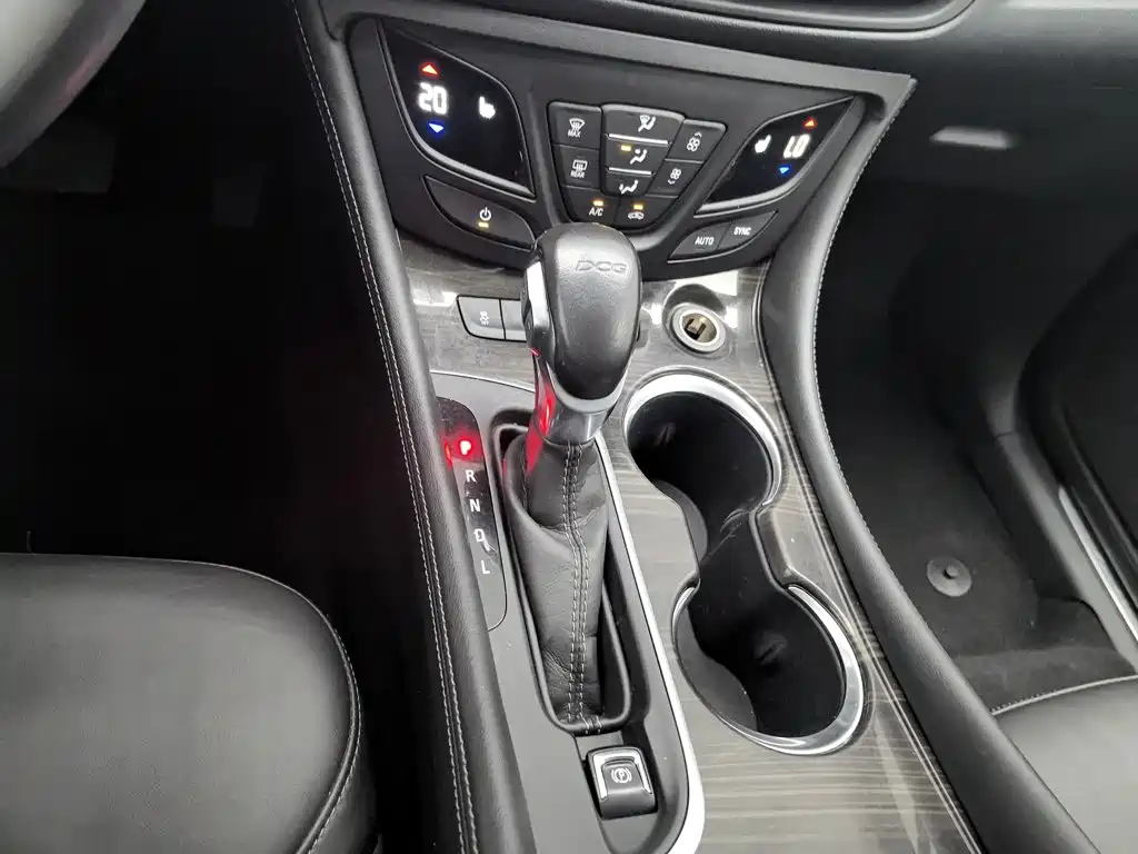Buick Envision Plus — миниатюра 13