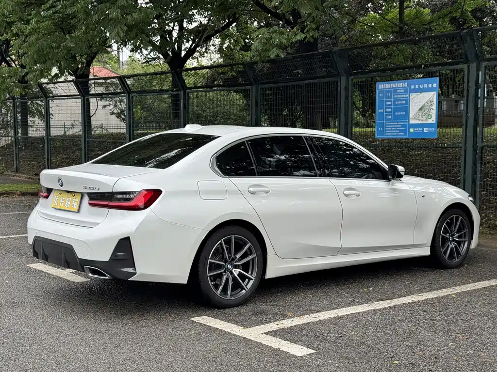 BMW 3 Series — миниатюра 2