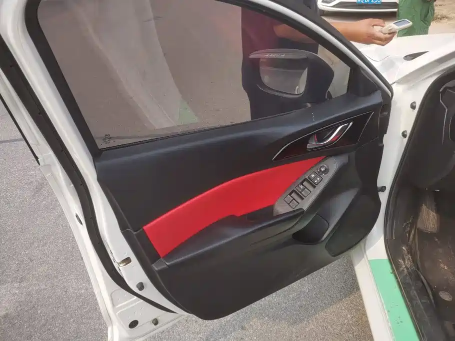 Mazda 3 Axela — миниатюра 7