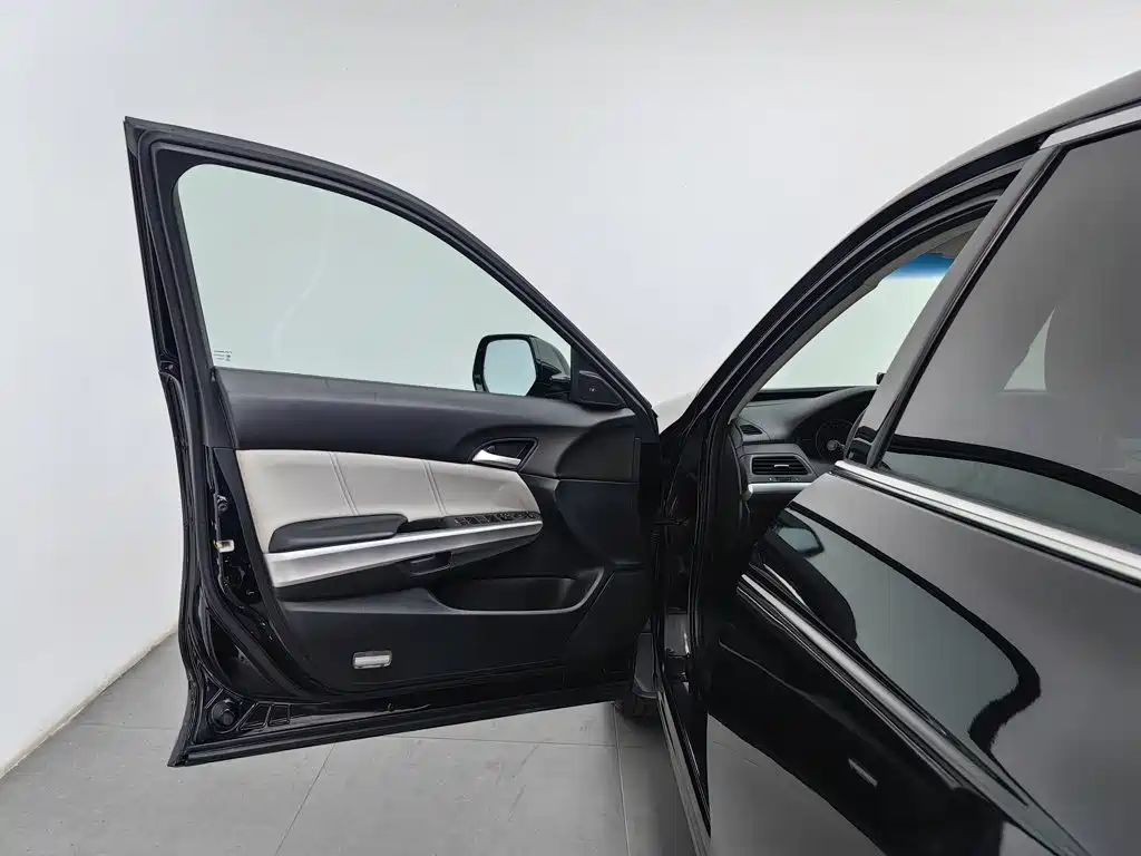Honda Crosstour — миниатюра 8
