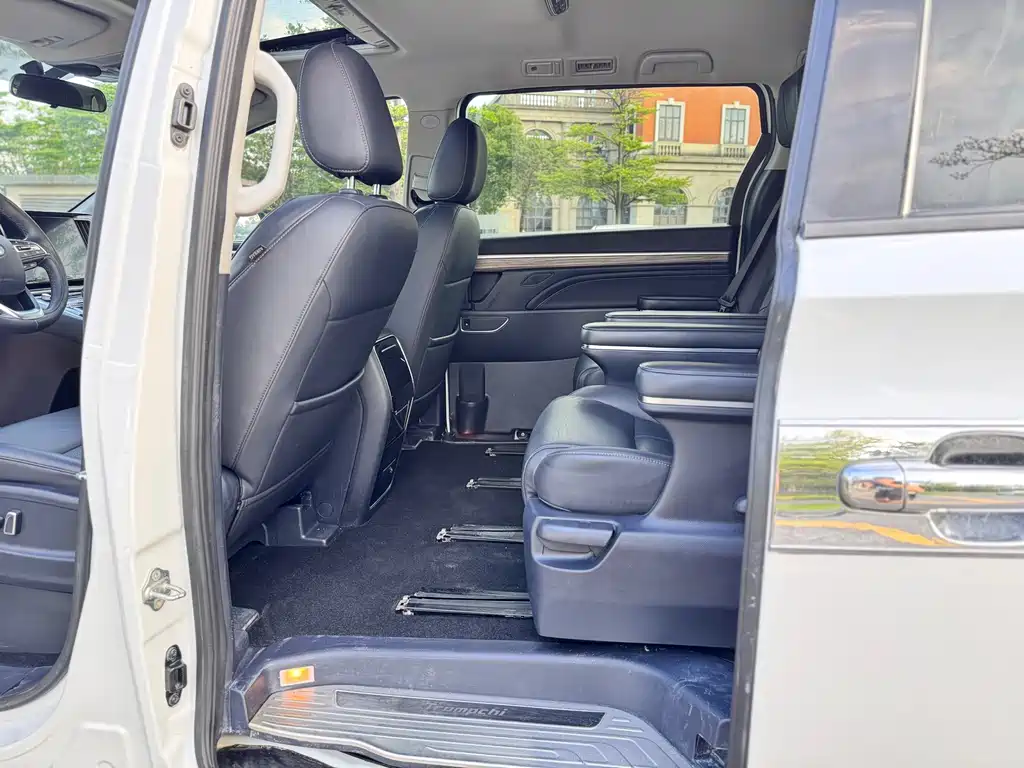 GAC Motor Trumpchi M8 — миниатюра 12