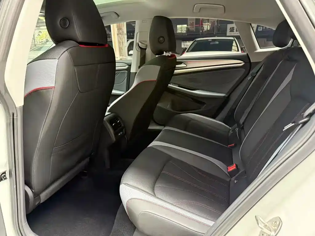 Volkswagen Lamando — миниатюра 13