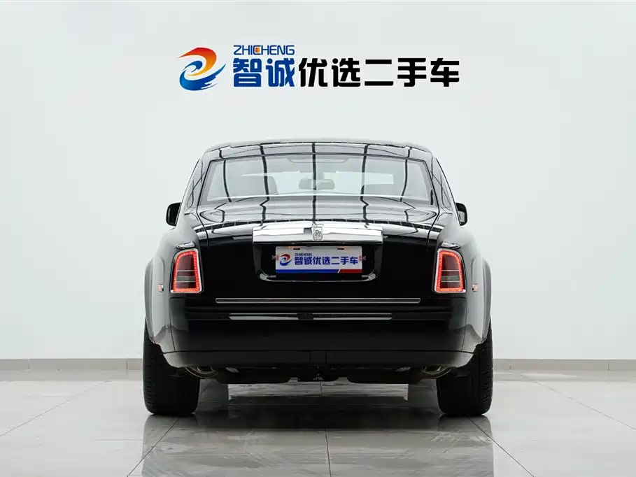 Rolls-Royce Phantom 6.7L Extended Edition EWB, фото 35