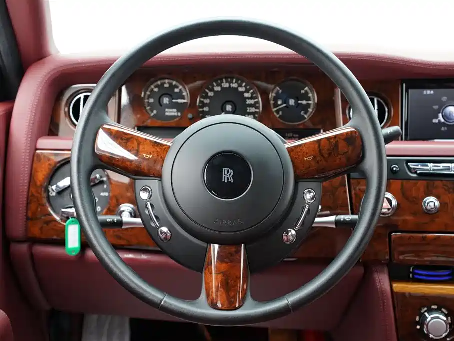 Rolls-Royce Phantom 6.7L Extended Edition EWB, фото 16