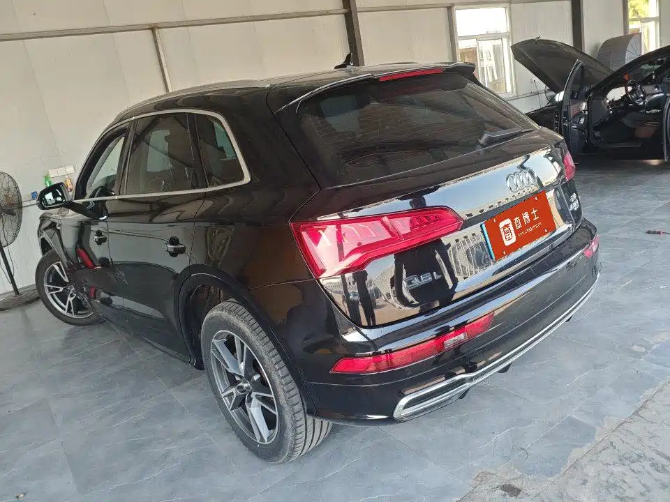 Audi Q5L — миниатюра 4