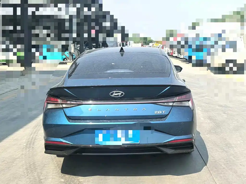 Hyundai Elantra — миниатюра 8