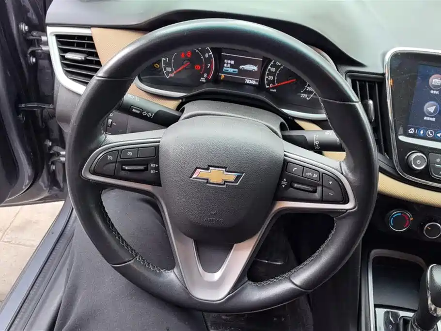 CHEVROLET CRUZE