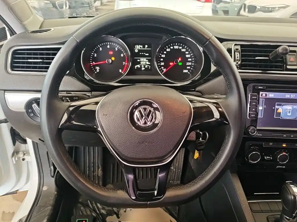 Volkswagen Sagitar — миниатюра 11