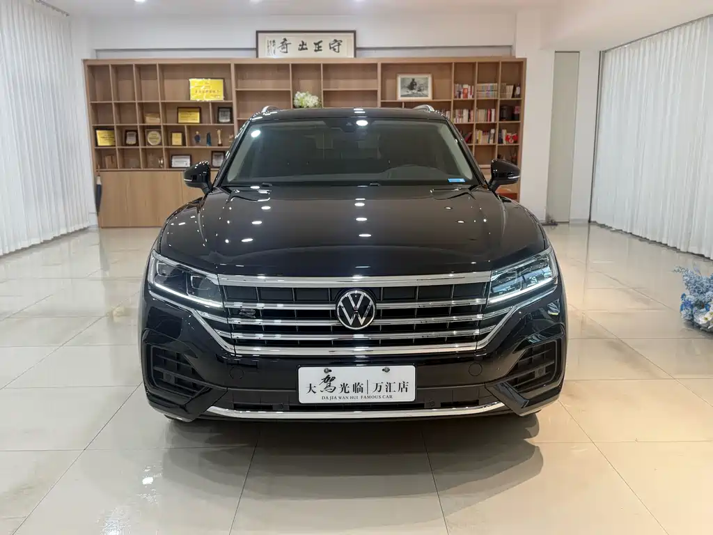 Volkswagen Touareg — миниатюра 2