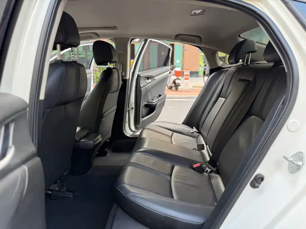 Honda Civic — миниатюра 6