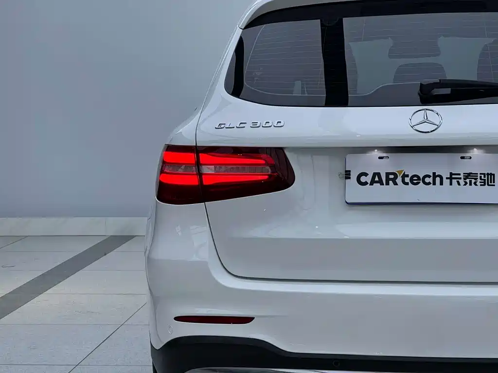 Mercedes-Benz GLC — миниатюра 6
