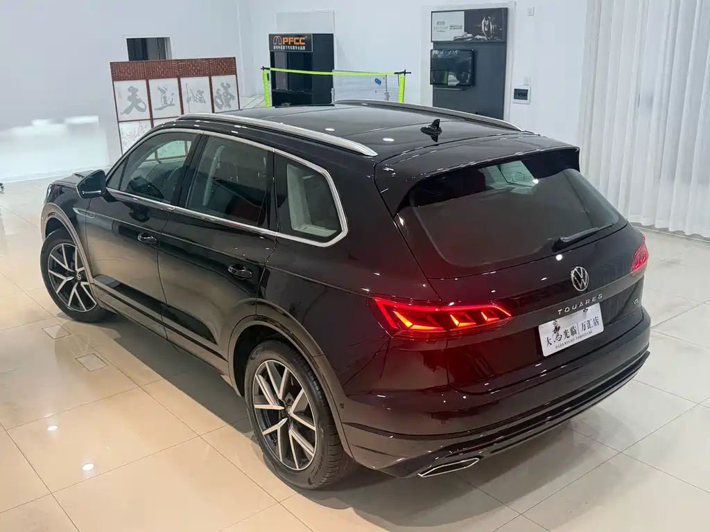 Volkswagen Touareg — миниатюра 10