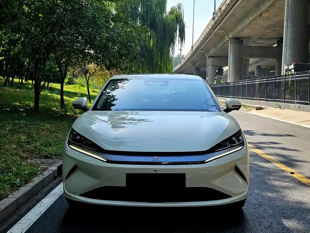 BYD Qin L — миниатюра 2