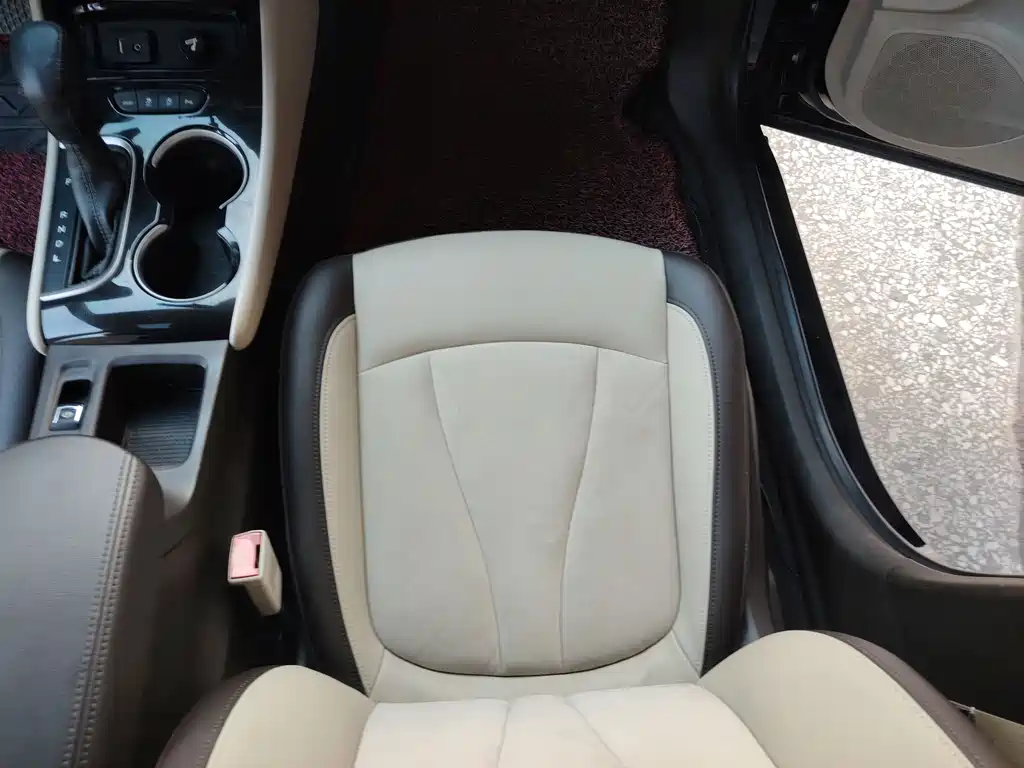 Buick Verano — миниатюра 17