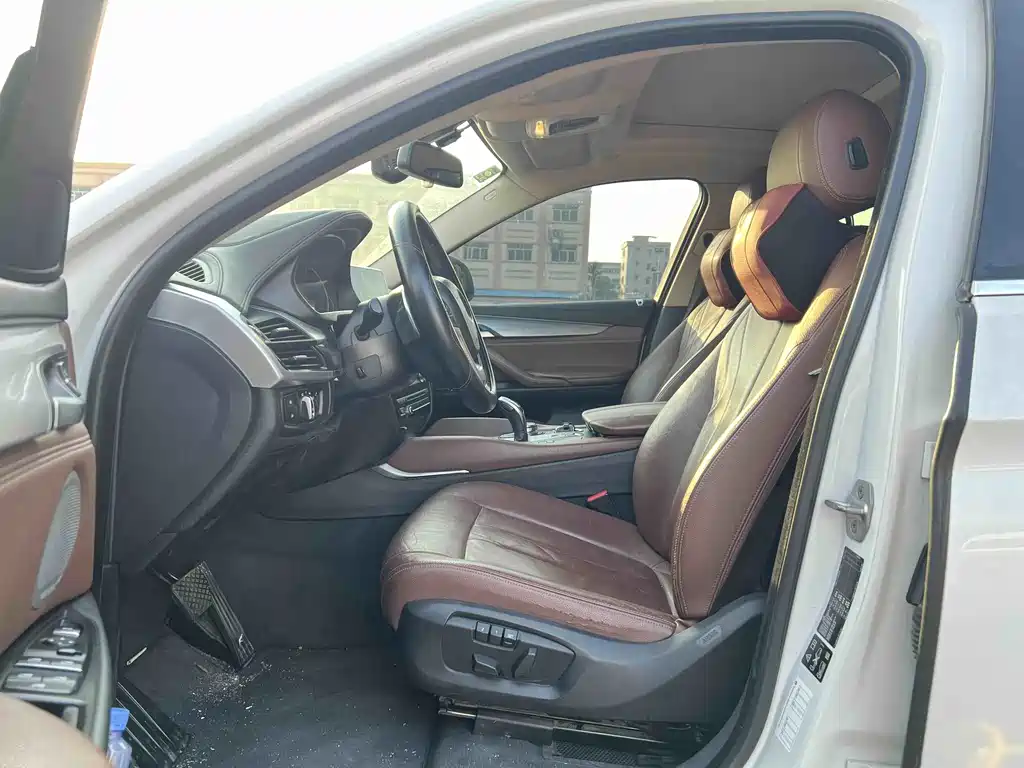 BMW X6 — миниатюра 13