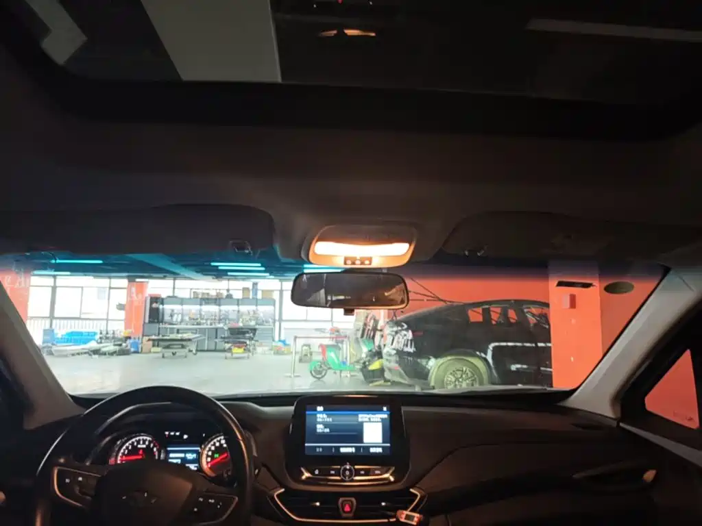 Chevrolet Volando — миниатюра 18