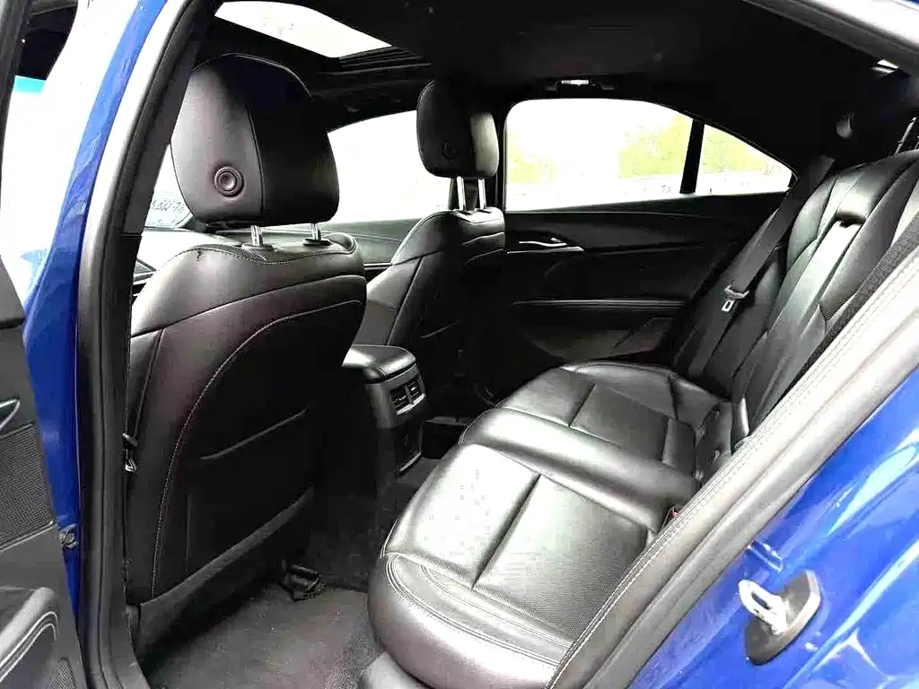Cadillac CT4 — миниатюра 5