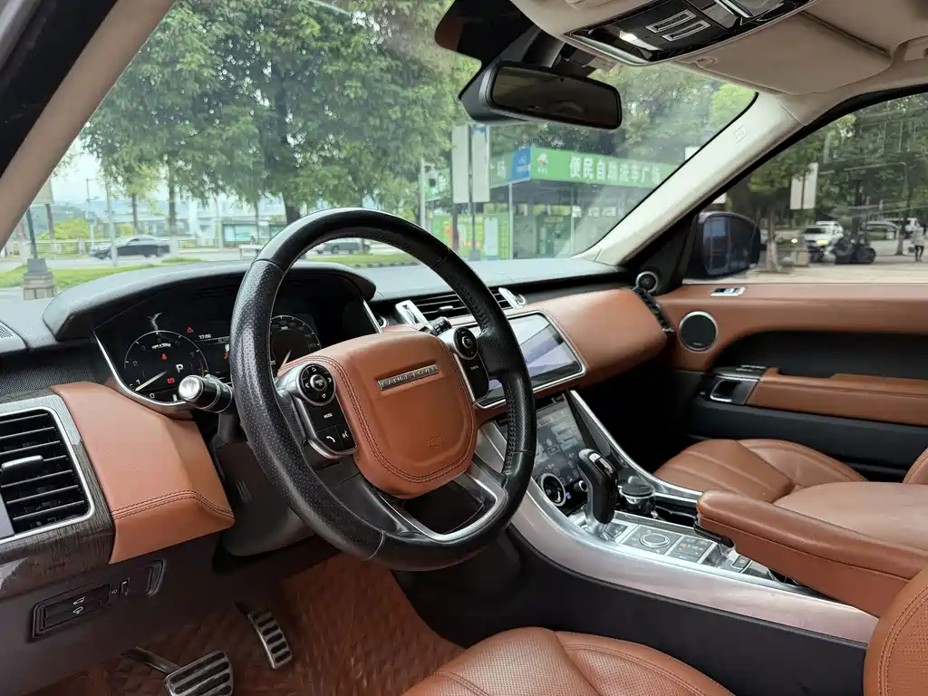 Land Rover Sport — миниатюра 4