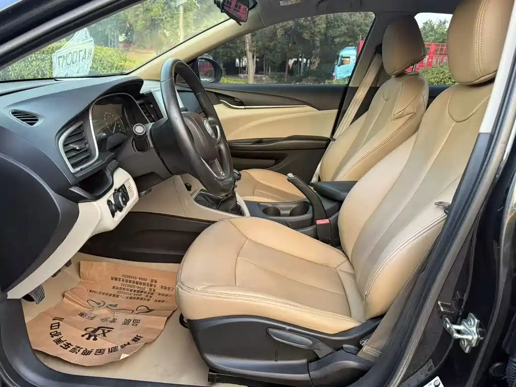 Buick Excelle — миниатюра 7