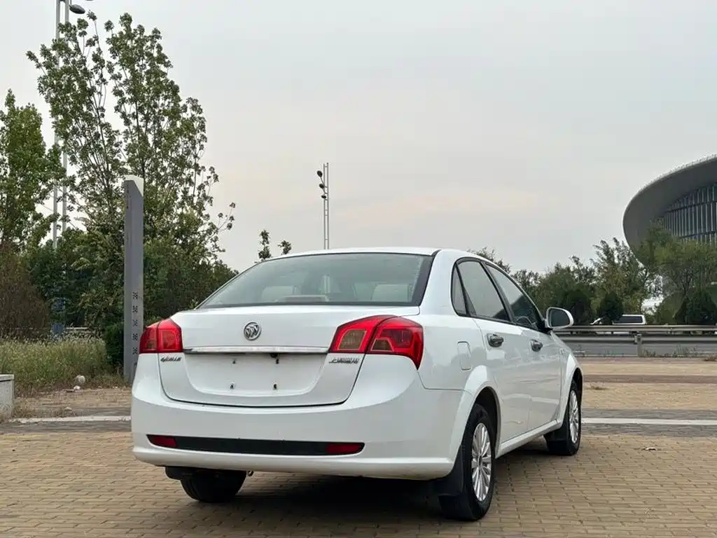Buick Excelle — миниатюра 4