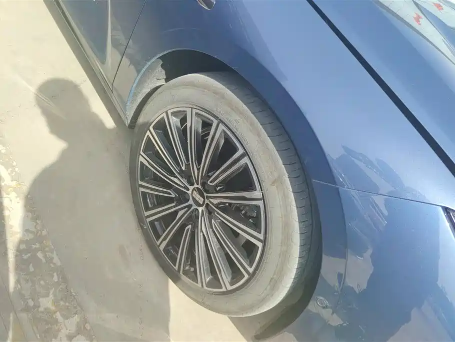 GEELY GALAXY GALAXY SPARKLE 8