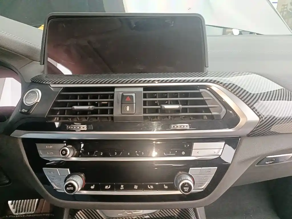BMW X3 — миниатюра 13