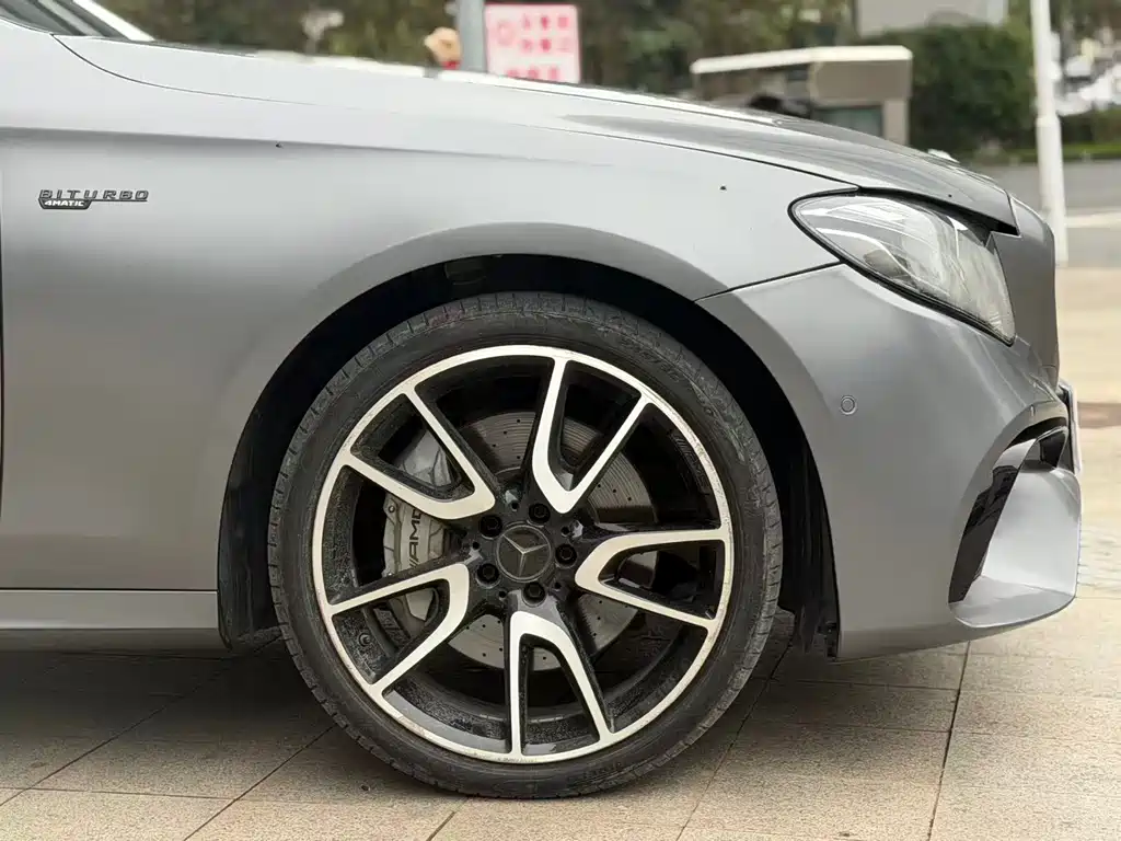 Mercedes-Benz E-Class AMG — миниатюра 8