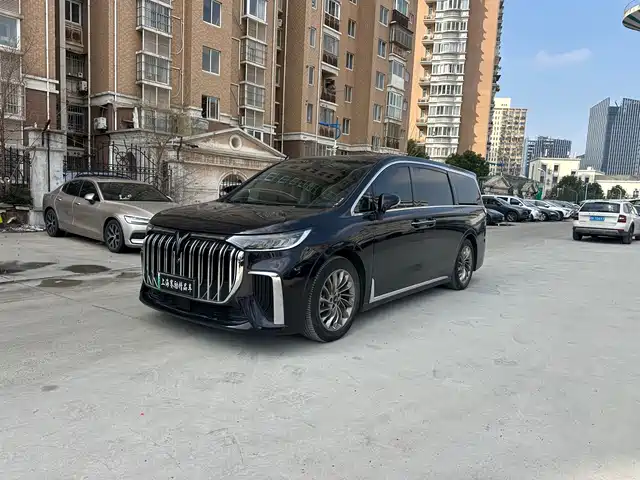 VOYAH LANTU DREAMER 2023