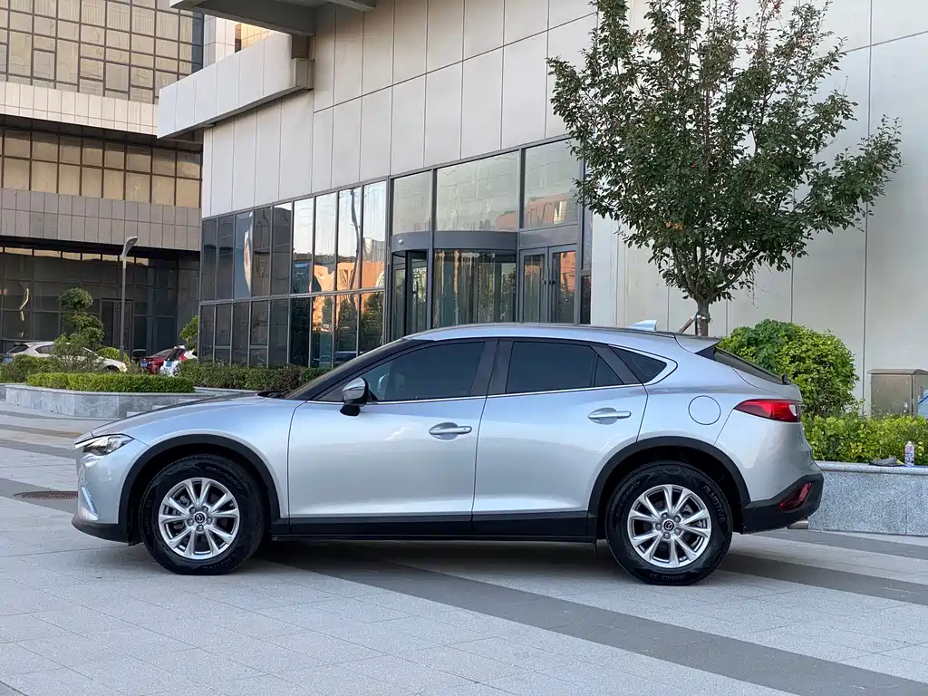 Mazda CX-4 — миниатюра 9